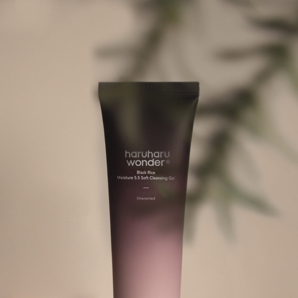 Haruharuwonder Black Rice Moisture 5.5 Soft Cleansing Gel 100ml