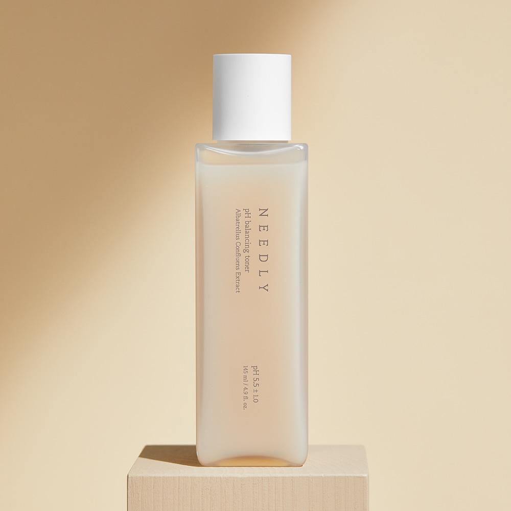 Needly pH balancing toner 145ml